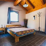 Il Casotto Nelle Langhe Couette-café 4*