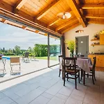 Il Casotto Nelle Langhe Nocleg ze śniadaniem Farigliano