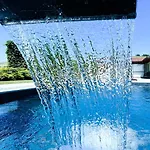 Il Casotto Nelle Langhe B&B 4*