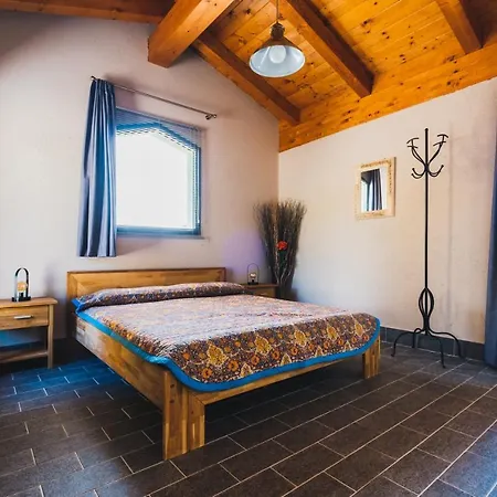 Il Casotto Nelle Langhe Panzió 4*