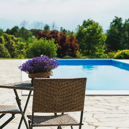 Il Casotto Nelle Langhe Bed & Breakfast Farigliano