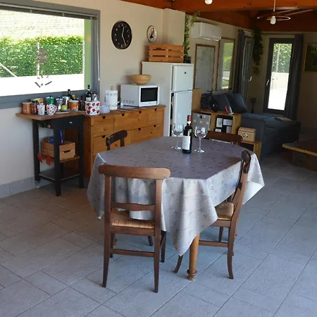 Il Casotto Nelle Langhe Bed & Breakfast